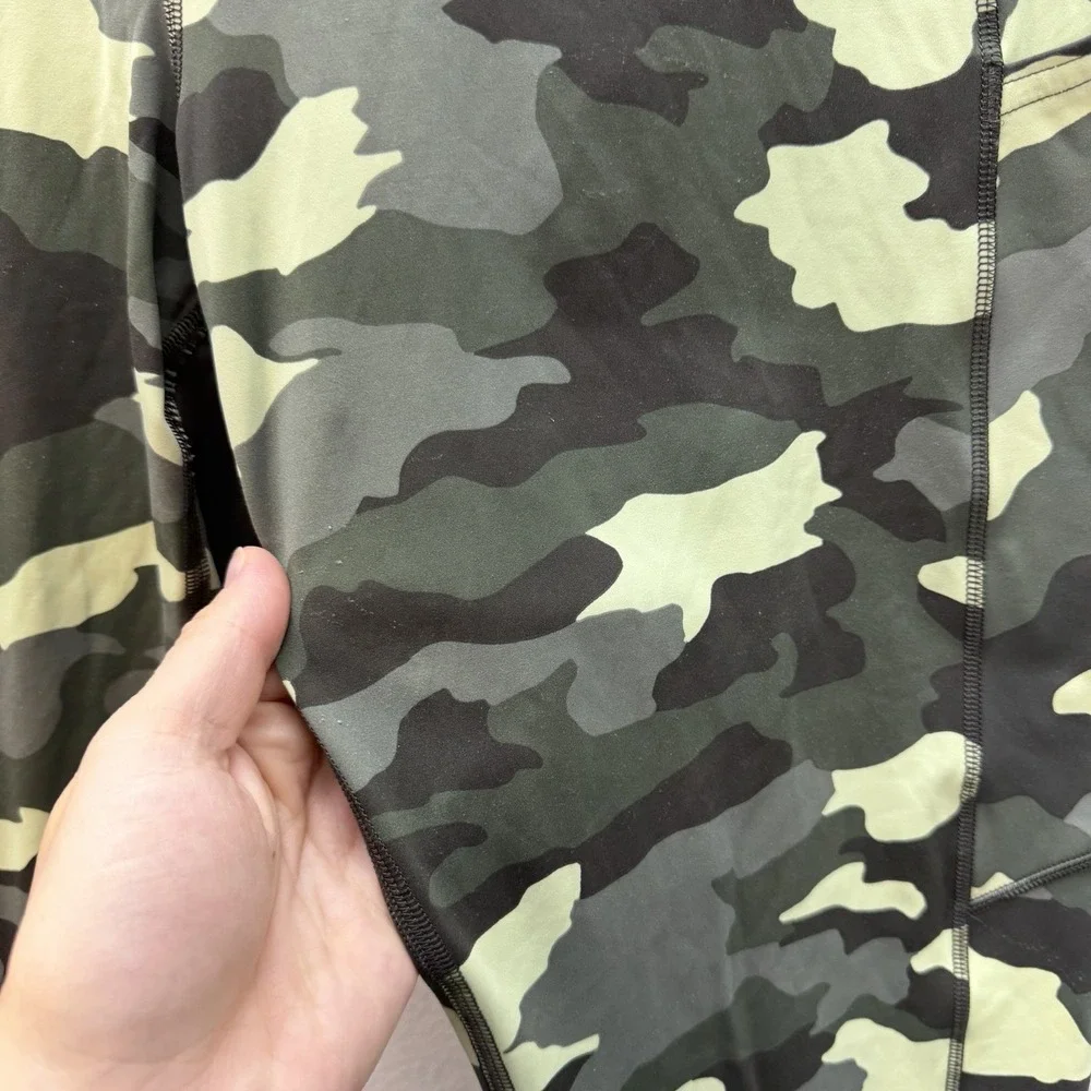 Lululemon Fast and Free Tight 25